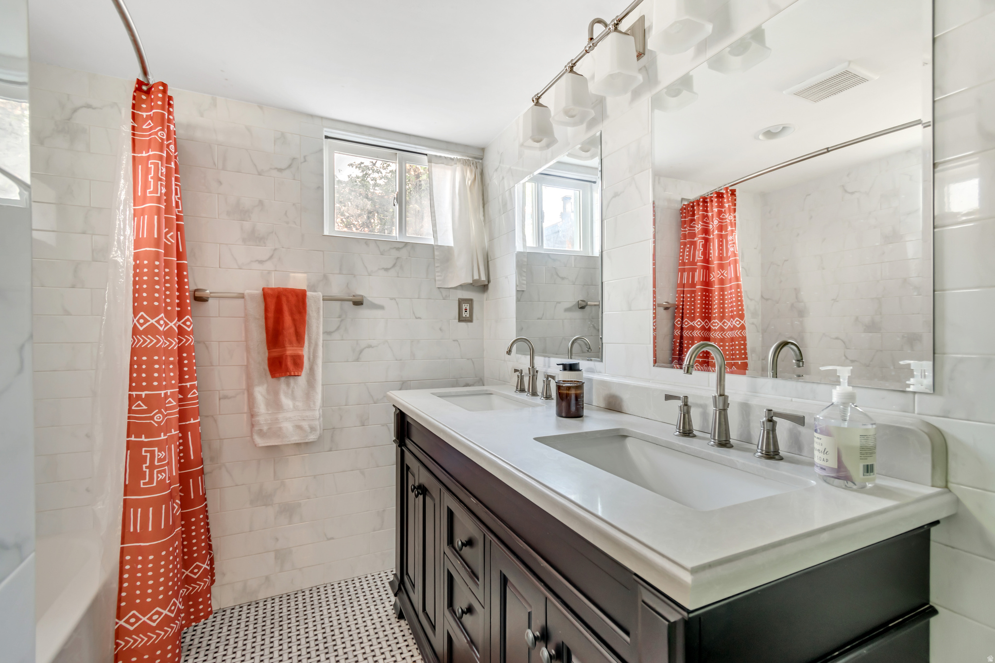 WESTMINSTER - Residential