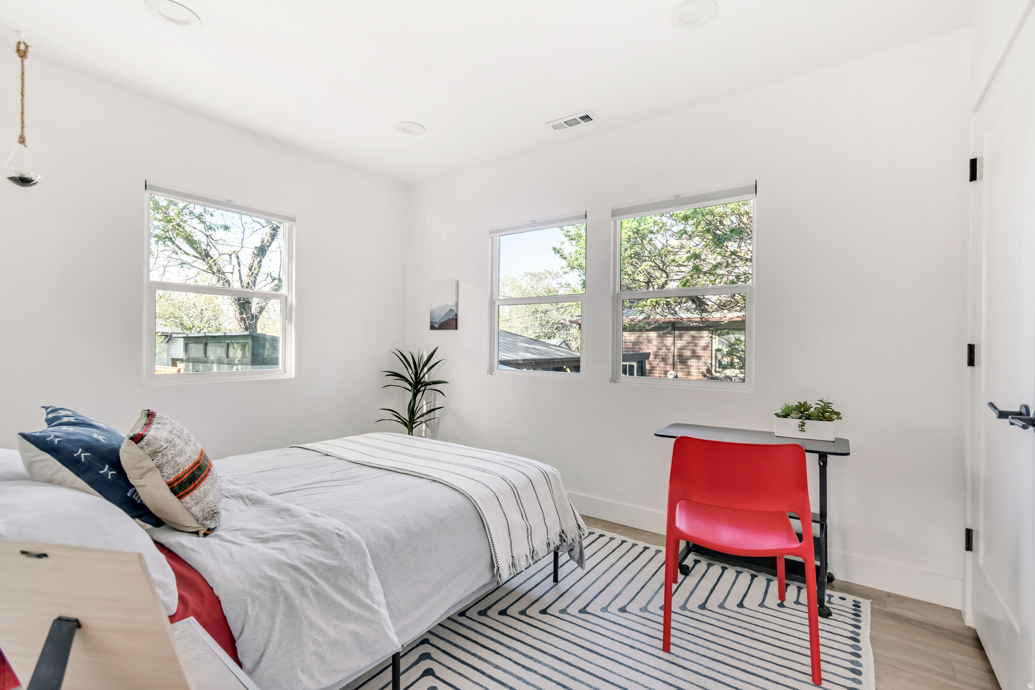 WESTMINSTER - Residential