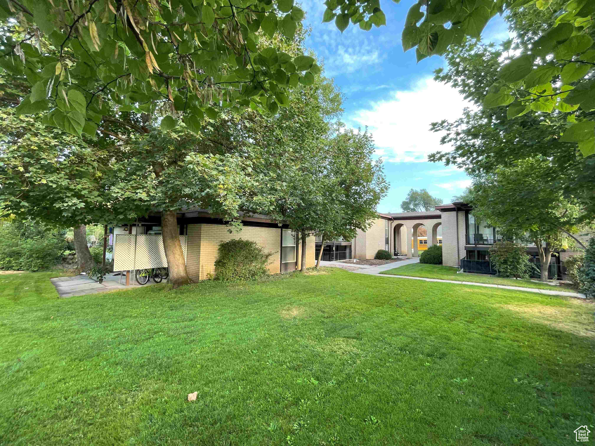 Bountiful, Utah 84010, United States, 19 Bedrooms Bedrooms, ,9 BathroomsBathrooms,Residential,Active,212744