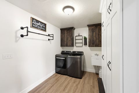 Tiny photo for 165 W 700 N, Nephi, UT 84648 (MLS # 2158479)