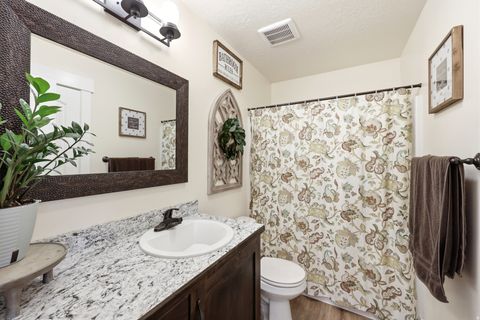 Tiny photo for 165 W 700 N, Nephi, UT 84648 (MLS # 2158479)
