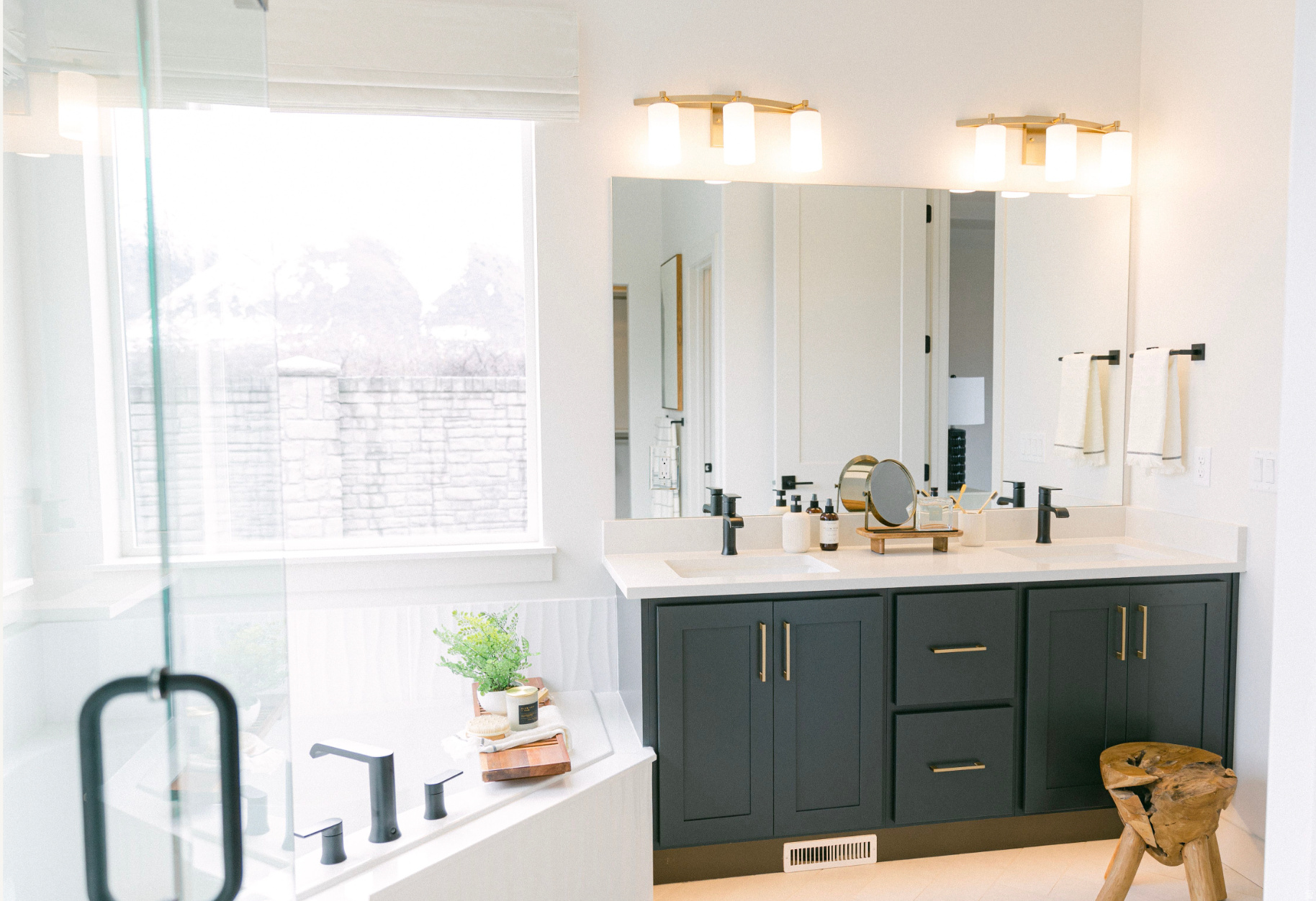 GARRETT'S PLACE - Residential