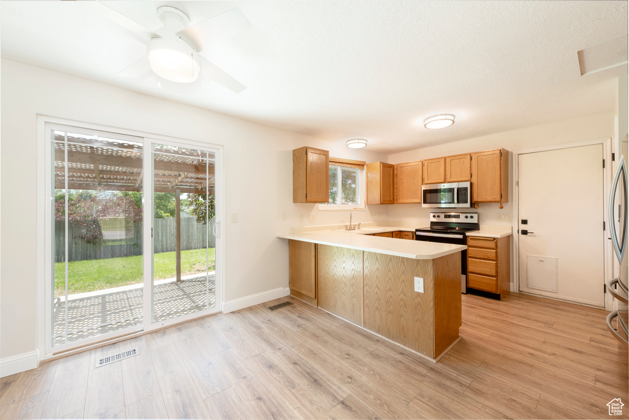 1975 E Blackffet Dr #517, Eagle Mountain, Utah image 4