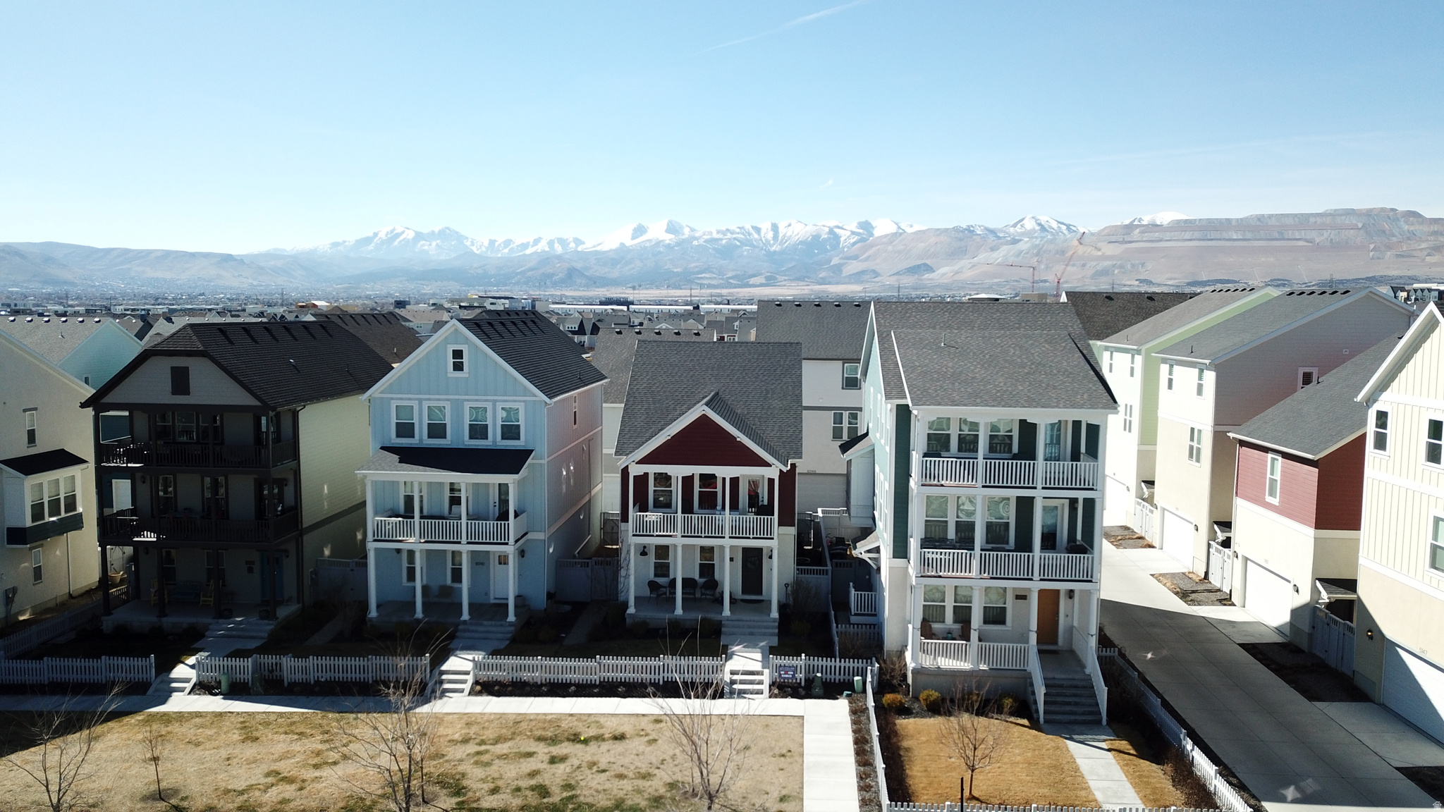 KENNECOTT DAYBREAK VILLAGE - Residential