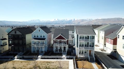 Tiny photo for 10726 S OQUIE RD, South Jordan, UT 84009 (MLS # 2140976)