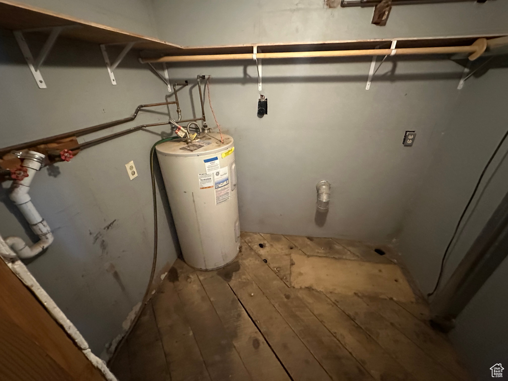 MEADOW ESTATES - Residential