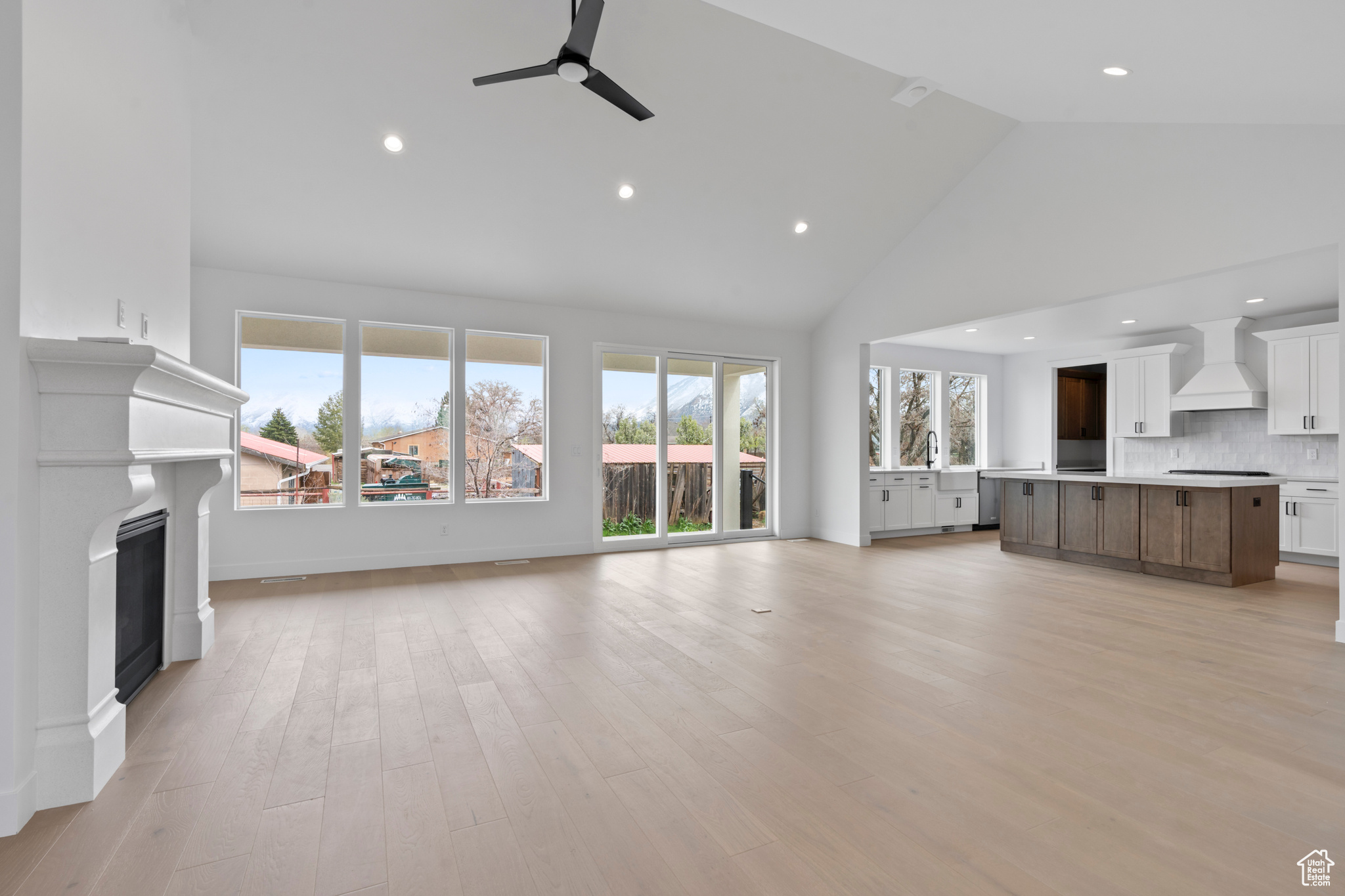 BROWNS MEADOW - Residential