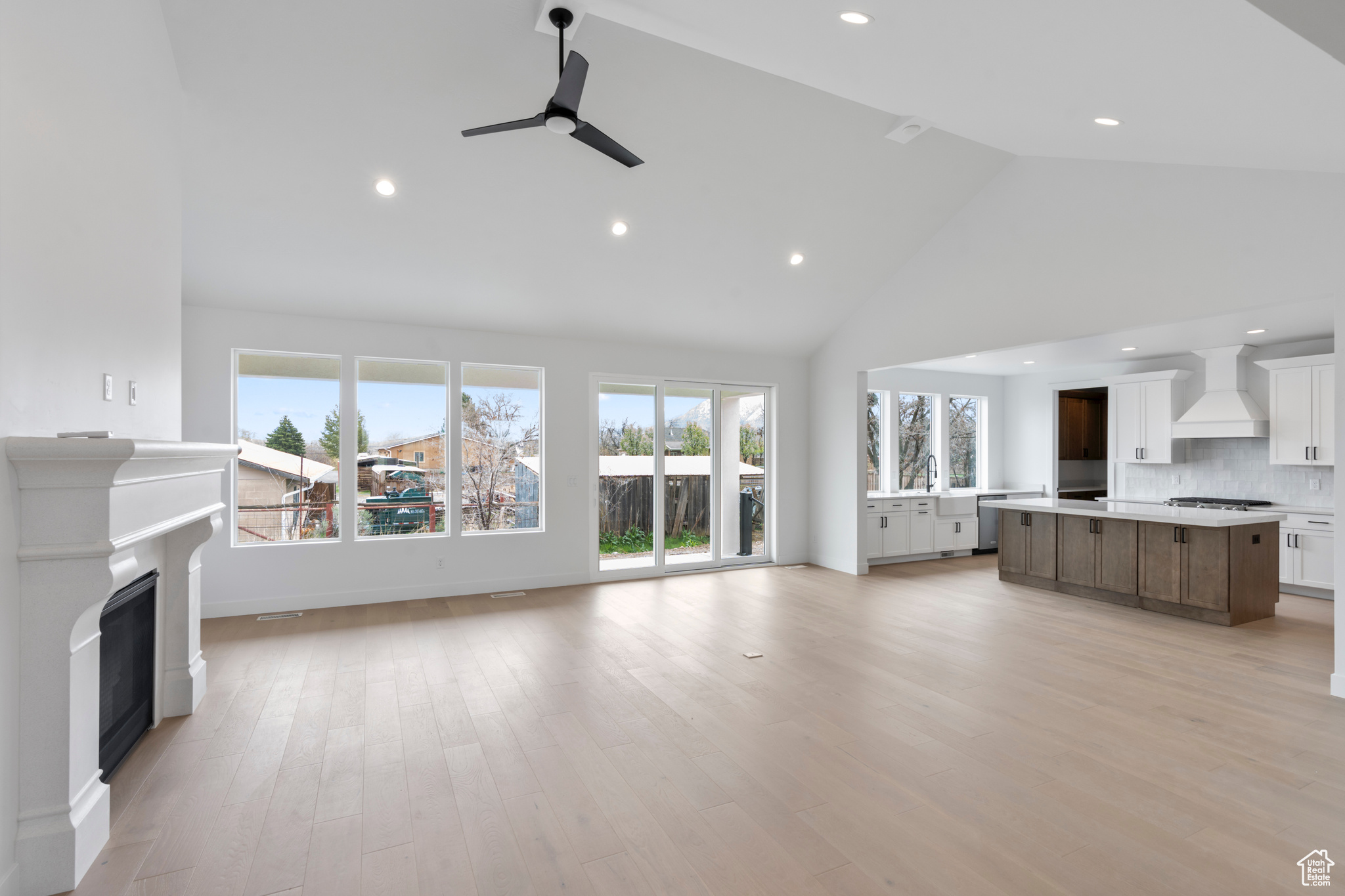 BROWNS MEADOW - Residential