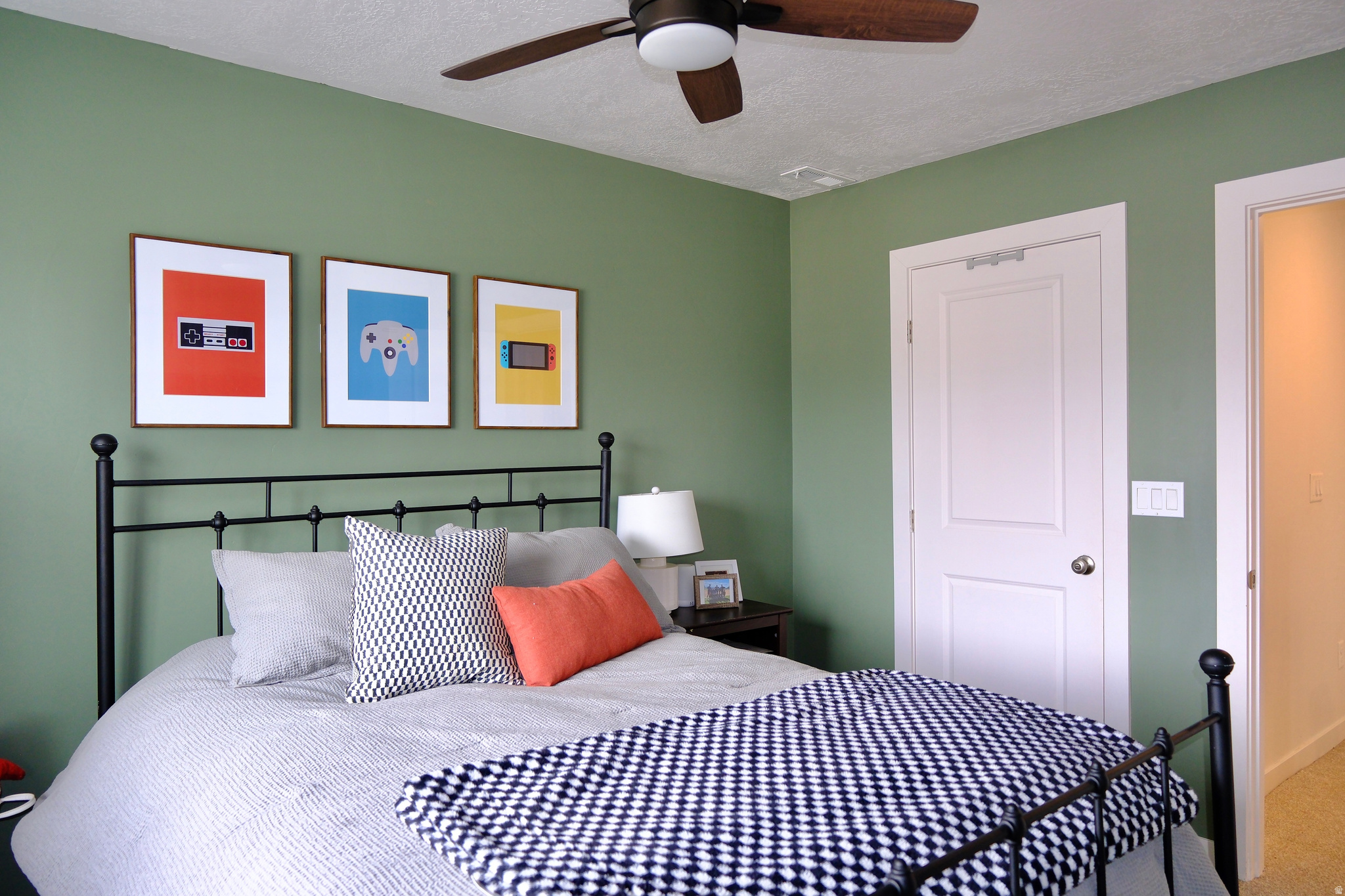 SHAMROCK VILLAGE - Residential