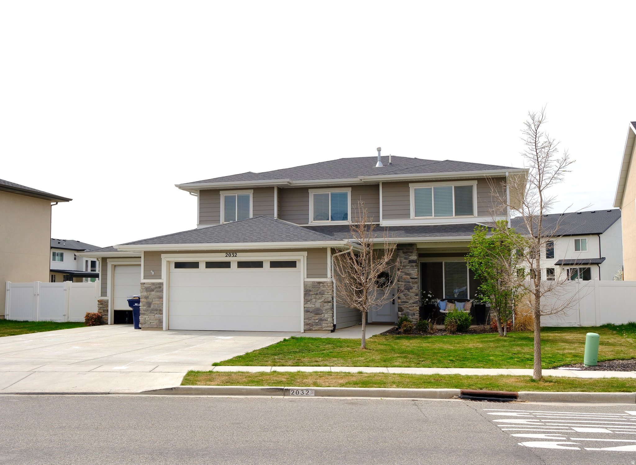 SHAMROCK VILLAGE - Residential