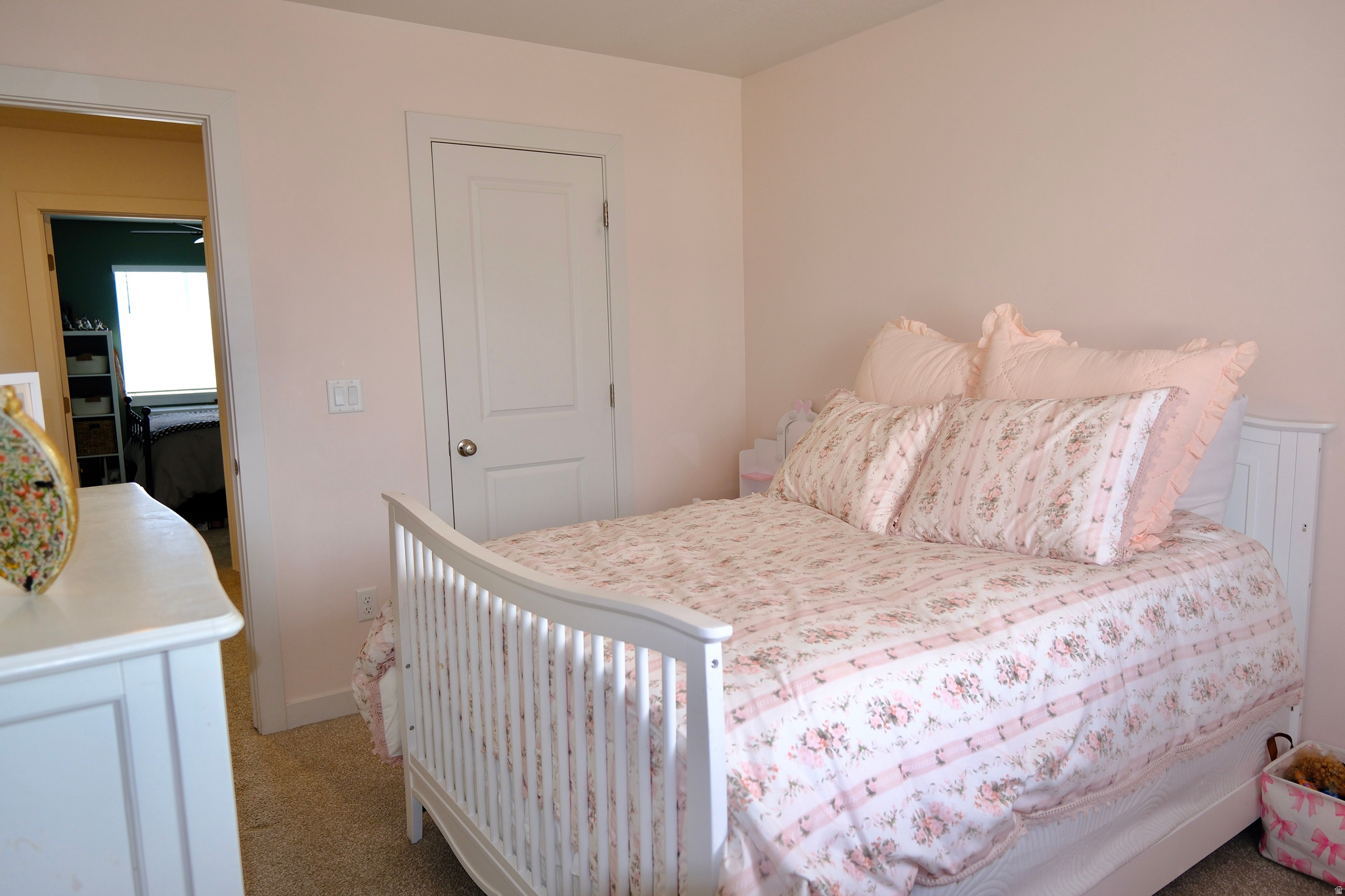 SHAMROCK VILLAGE - Residential