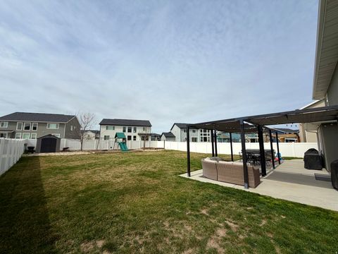 Tiny photo for 2032 S 1955 W, Woods Cross, UT 84087 (MLS # 2145328)