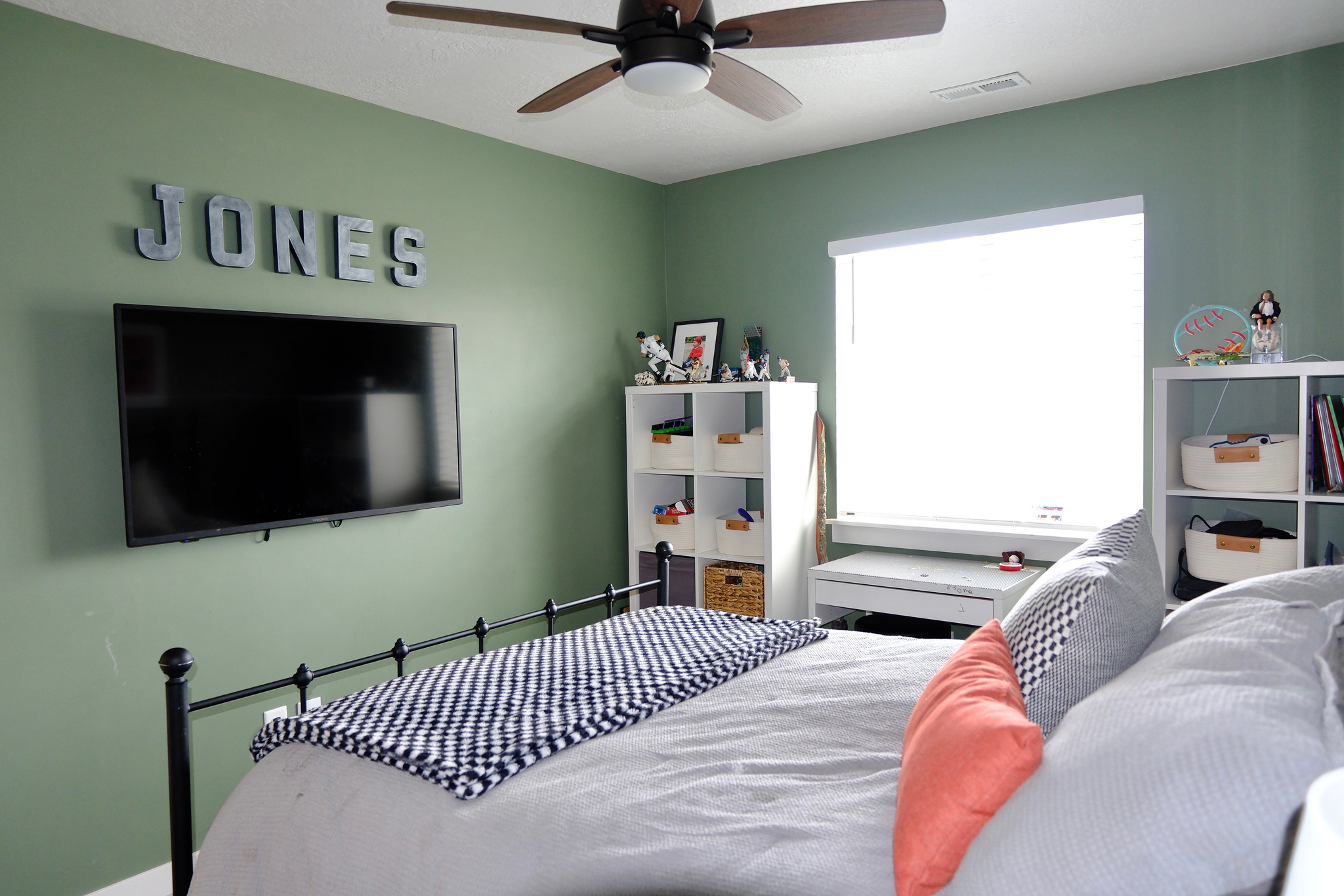 SHAMROCK VILLAGE - Residential