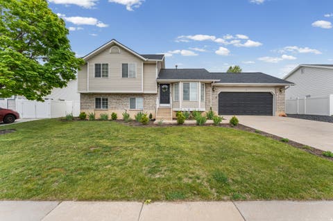 Townhouse For Sale - 3 E Alfred Ave<br/> Kaysville, UT 84037