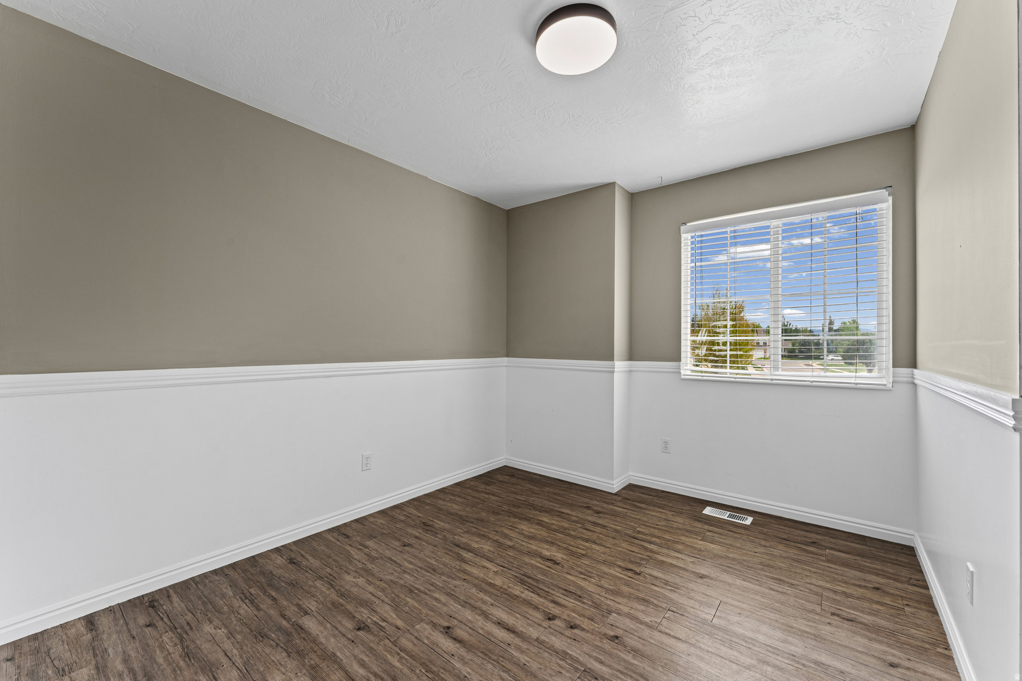 LARK MEADOWS - Residential