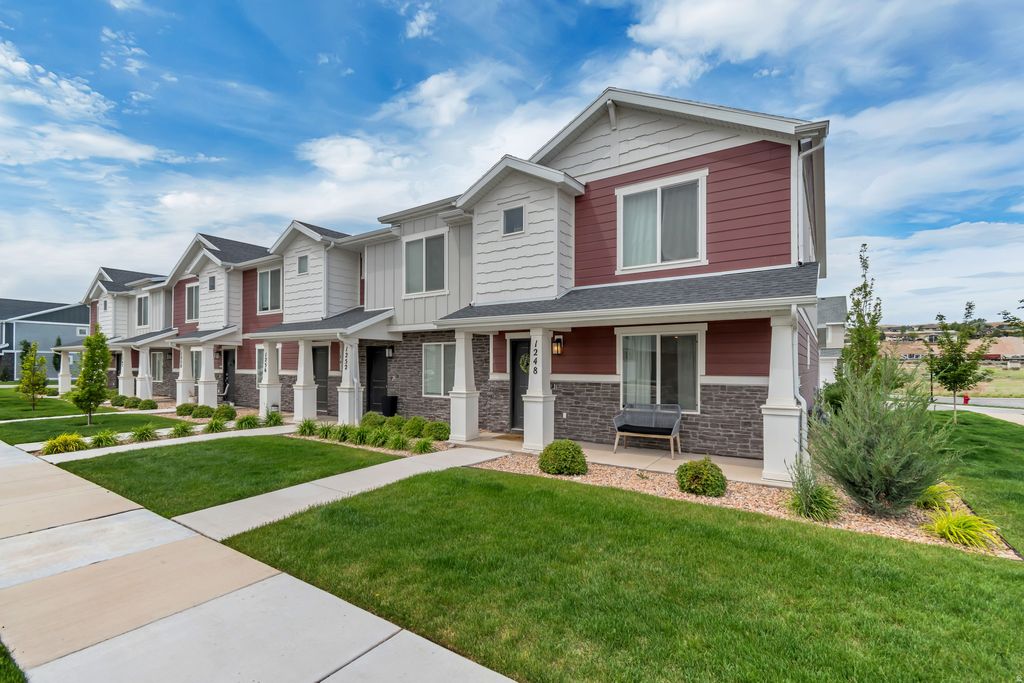 Photo of 1248 S UTE DR W #311, Santaquin, UT 84655 (MLS # 2158553)
