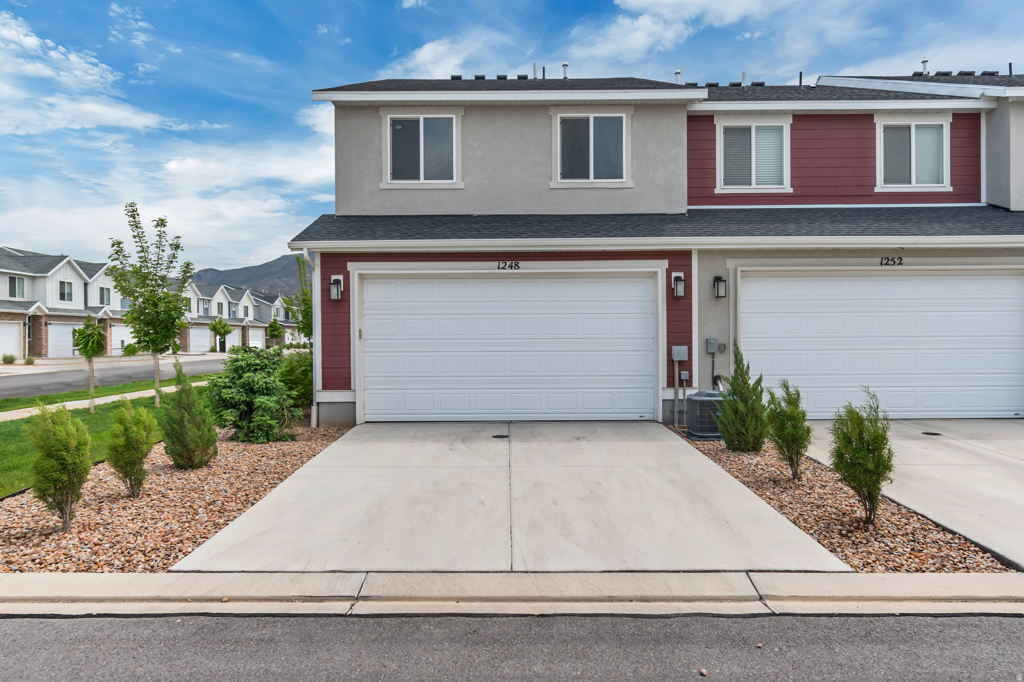 RIDGE - Residential
