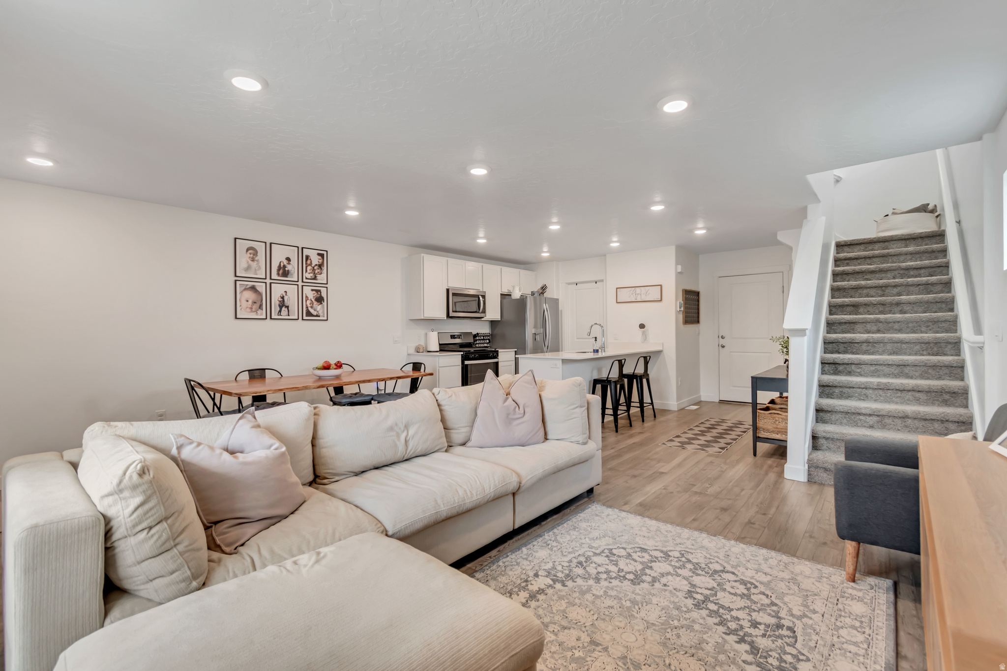 RIDGE - Residential