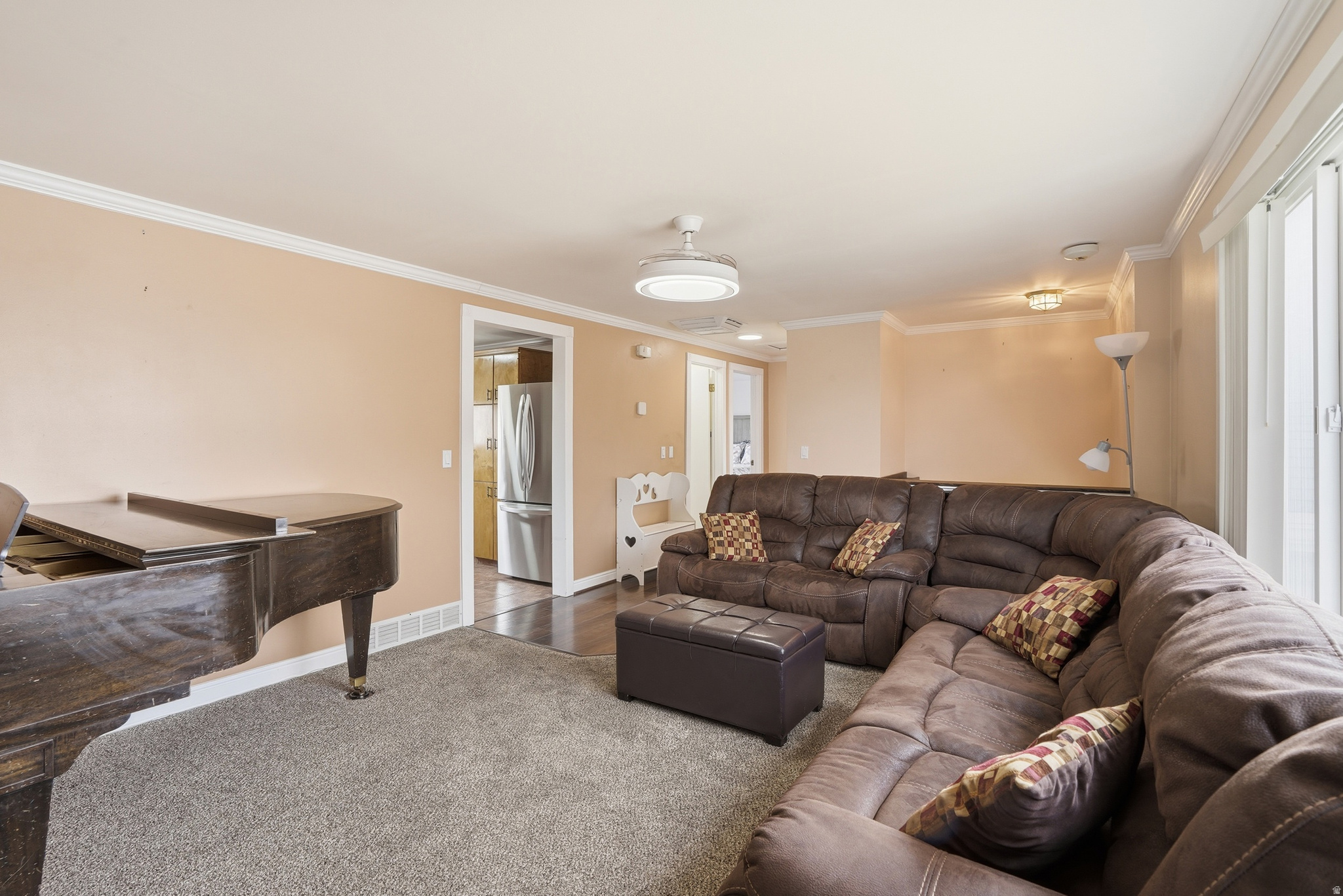 LYNNWOOD ACR - Residential