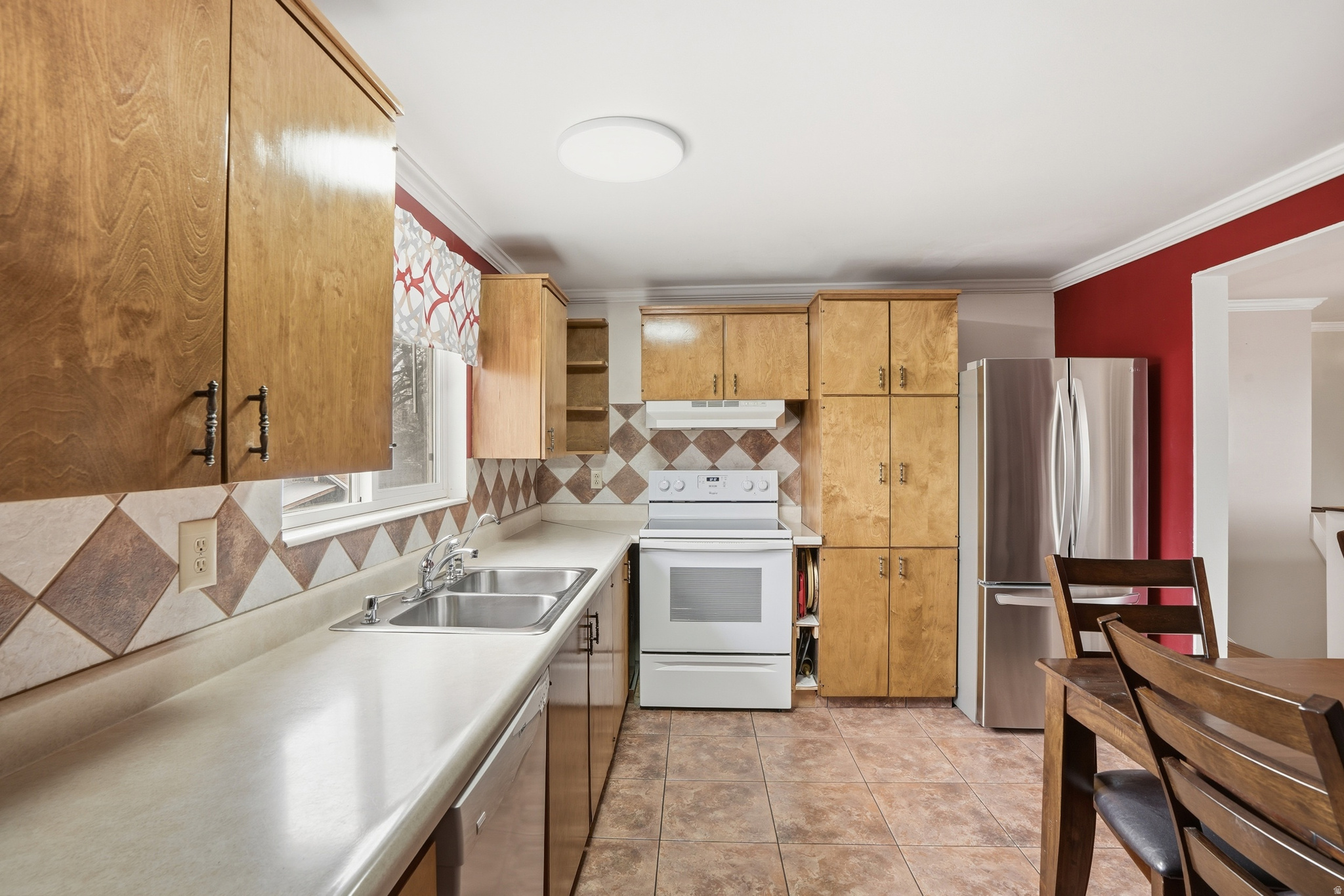 LYNNWOOD ACR - Residential