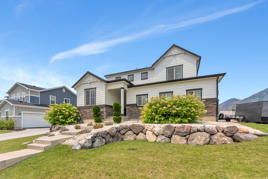 Photo of 956 W 900 S, Springville, UT 84663 (MLS # 2167489)