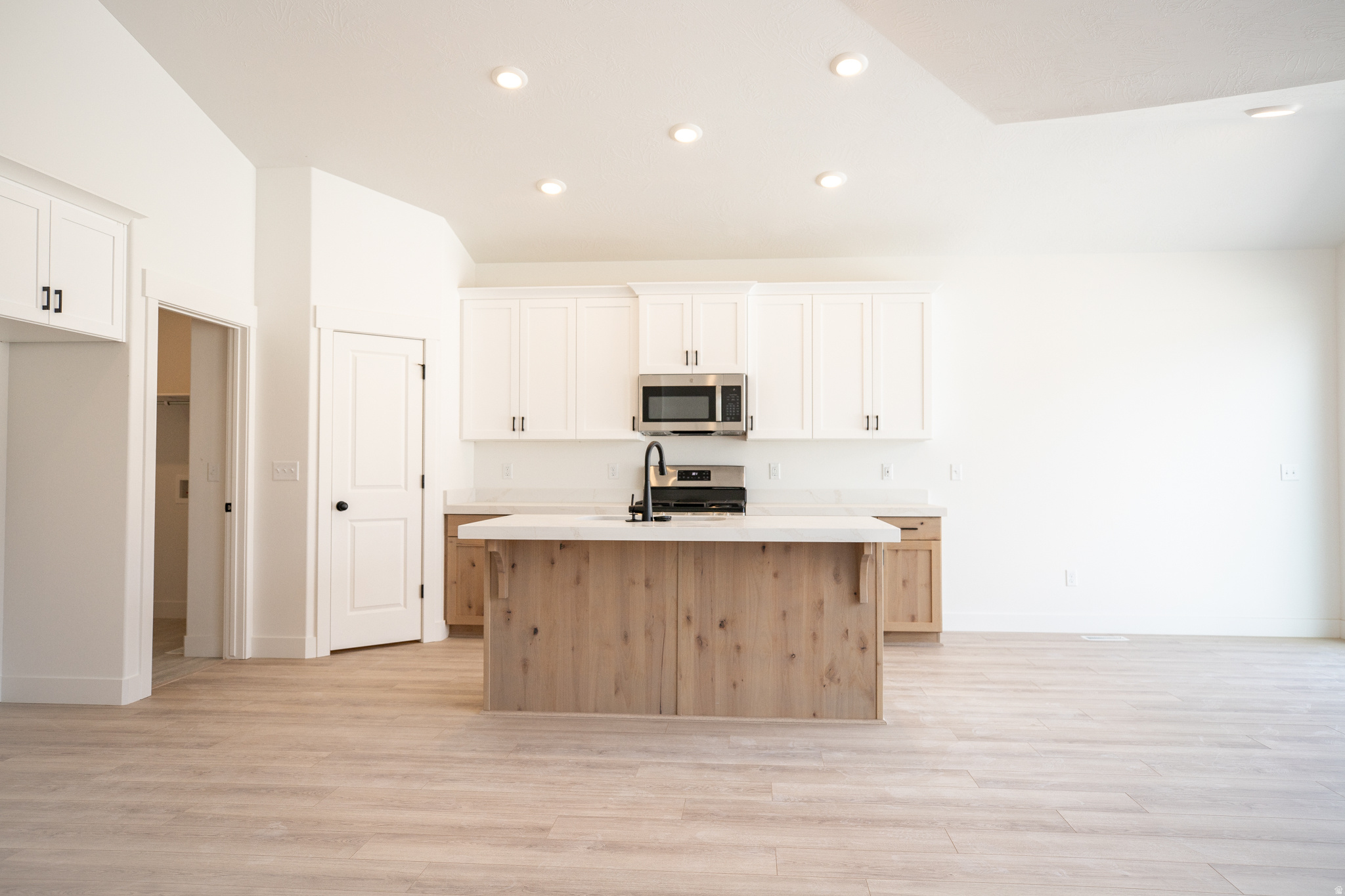 PARKWAY FIELDS SINGLES 2 - Residential