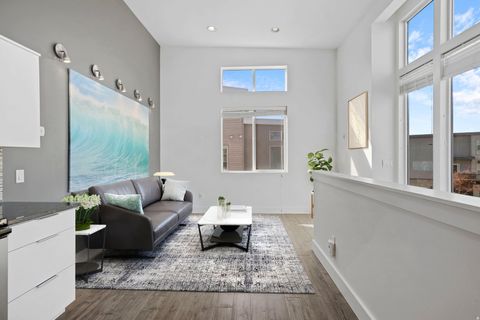 Photo of 1001 W ROOFTOP DR, Midvale, UT 84047 (MLS # 2121556)