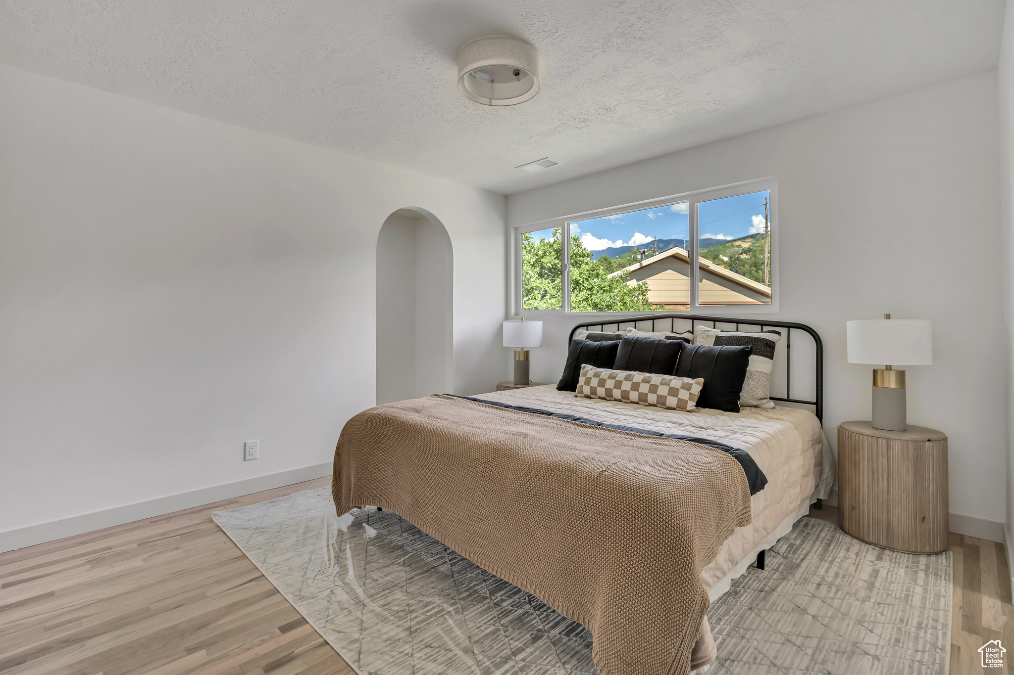 MILL CREEK HEIGHTS - Residential
