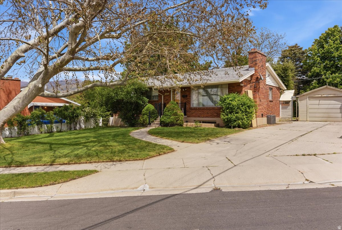 DESERET SUBDIVISION - Residential