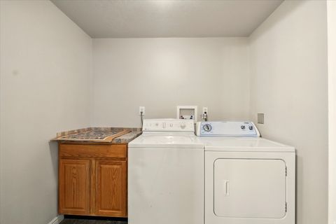 Tiny photo for 3923 HILLSIDE DR, Nibley, UT 84321 (MLS # 2128302)