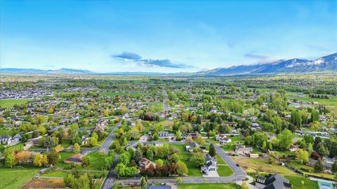 Tiny photo for 3923 HILLSIDE DR, Nibley, UT 84321 (MLS # 2128302)