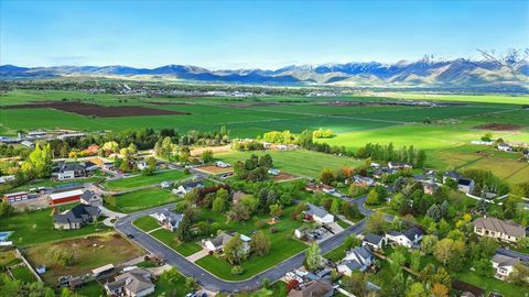 Tiny photo for 3923 HILLSIDE DR, Nibley, UT 84321 (MLS # 2128302)