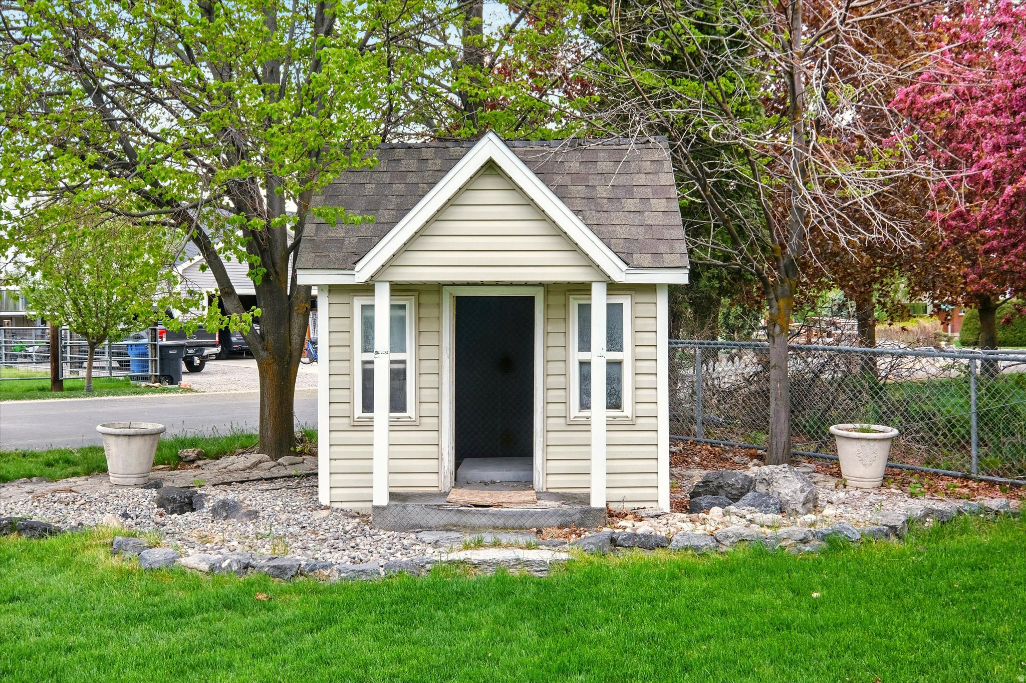 QUARTER CIRCLE JV SU - Residential