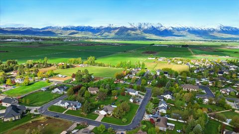 Tiny photo for 3923 HILLSIDE DR, Nibley, UT 84321 (MLS # 2128302)
