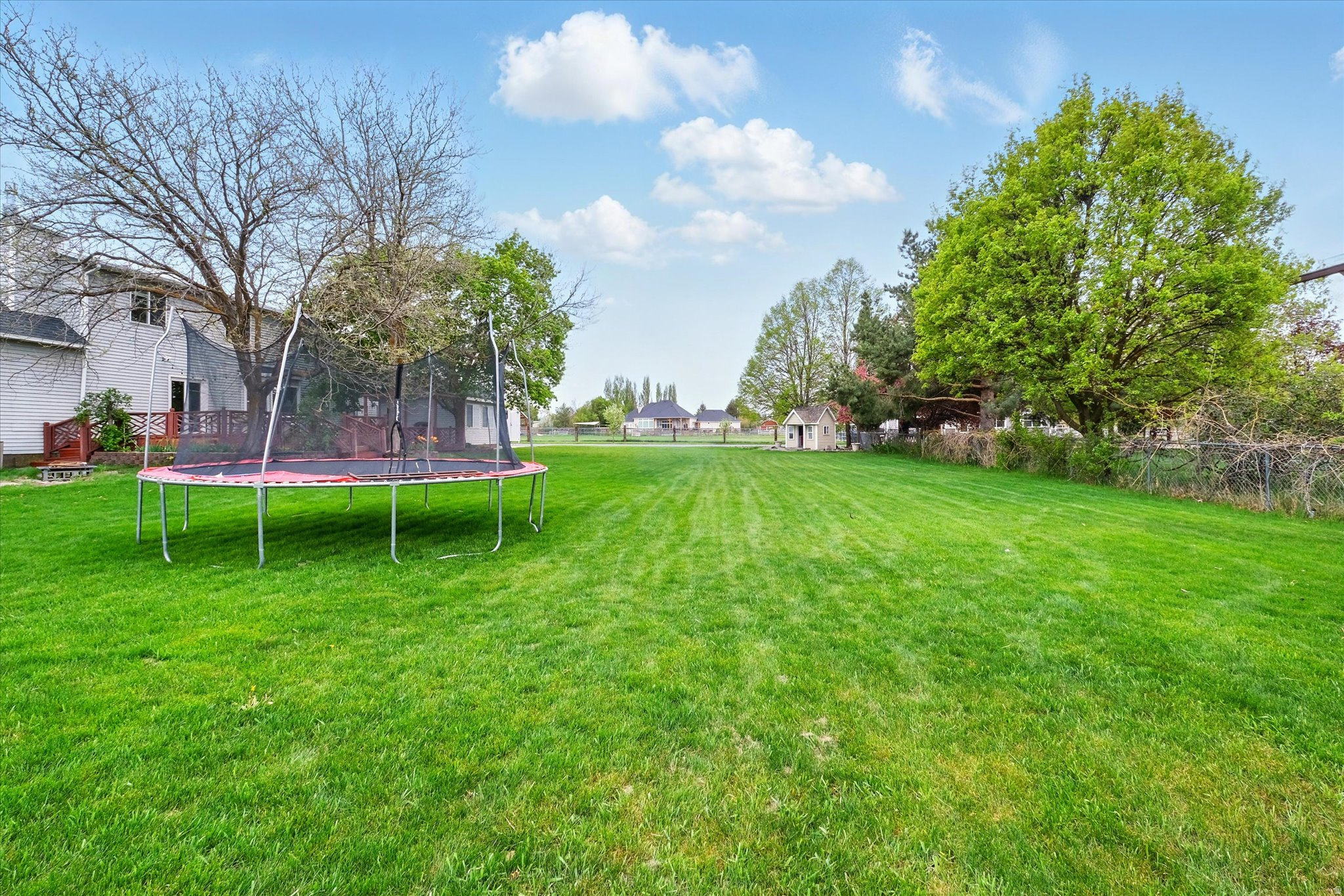 QUARTER CIRCLE JV SU - Residential