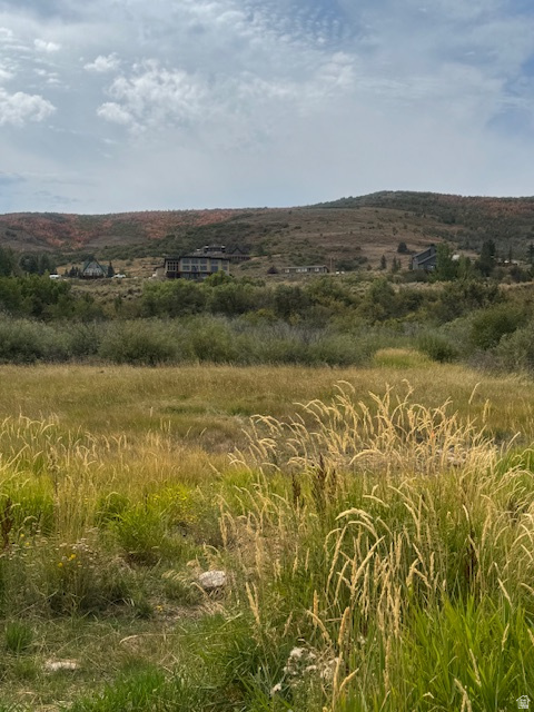 WOODLAND ESTATES - Land