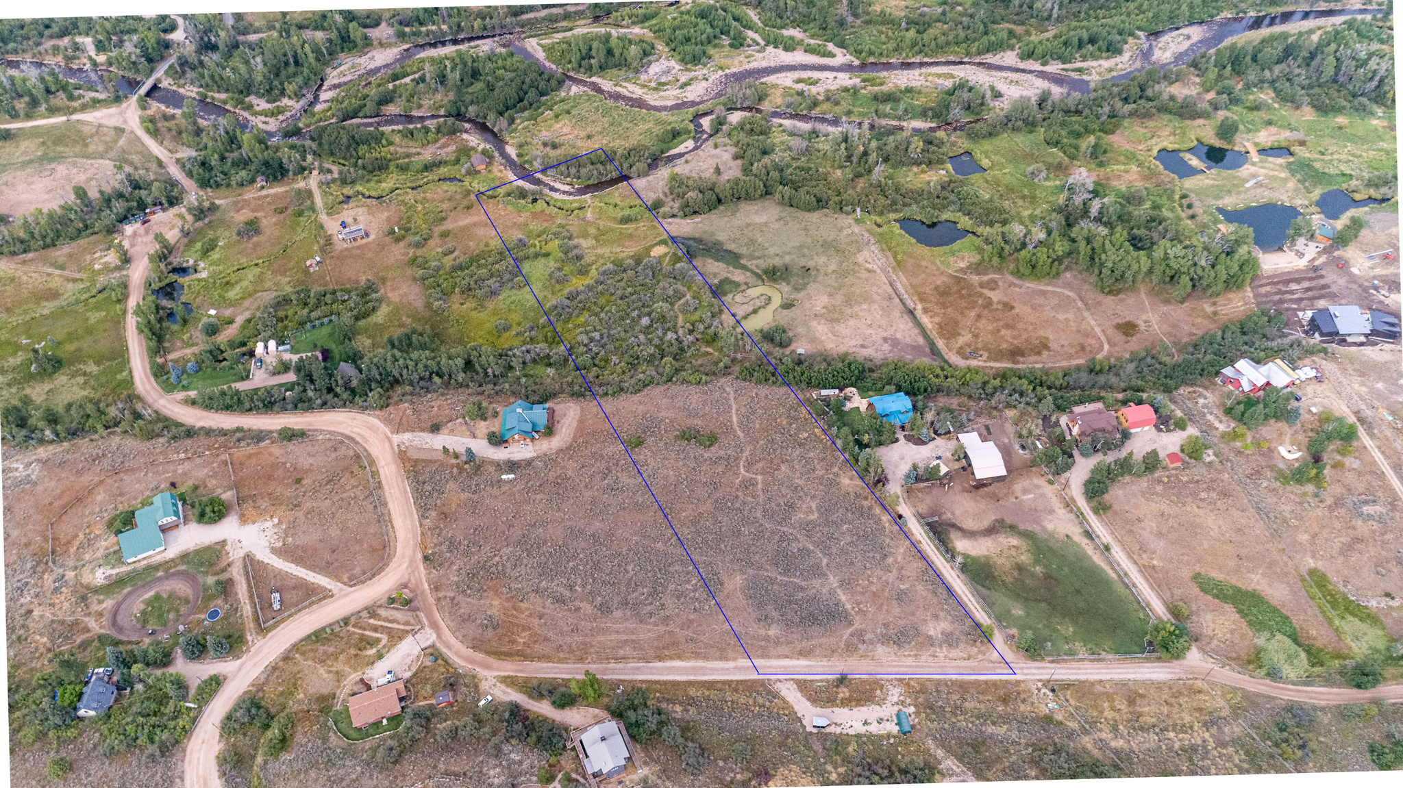 WOODLAND ESTATES - Land