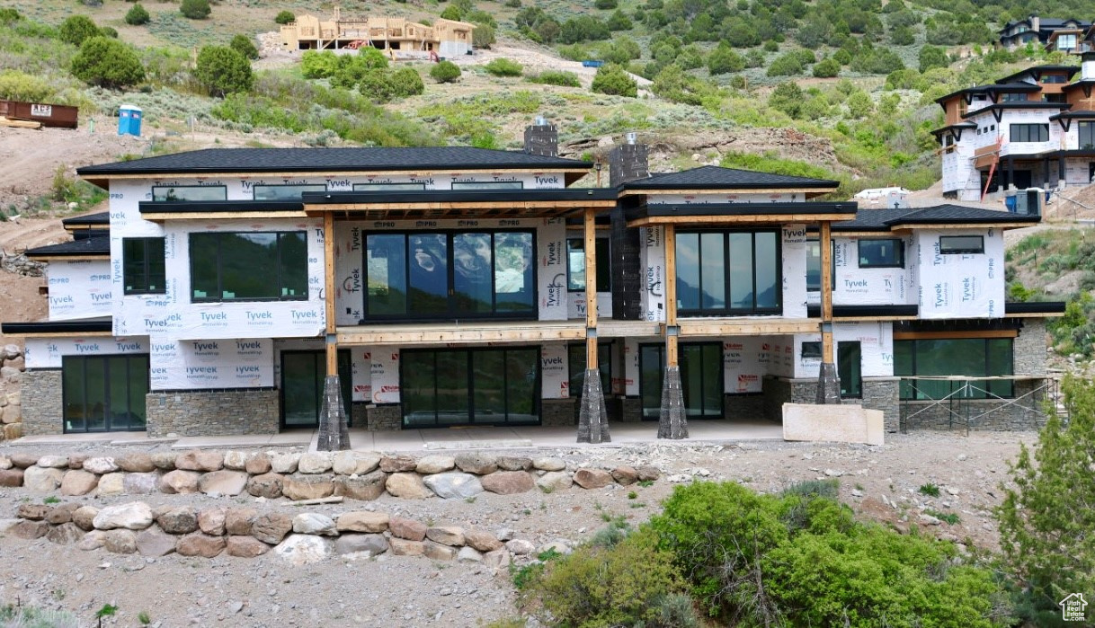 RED LEDGES - Residential