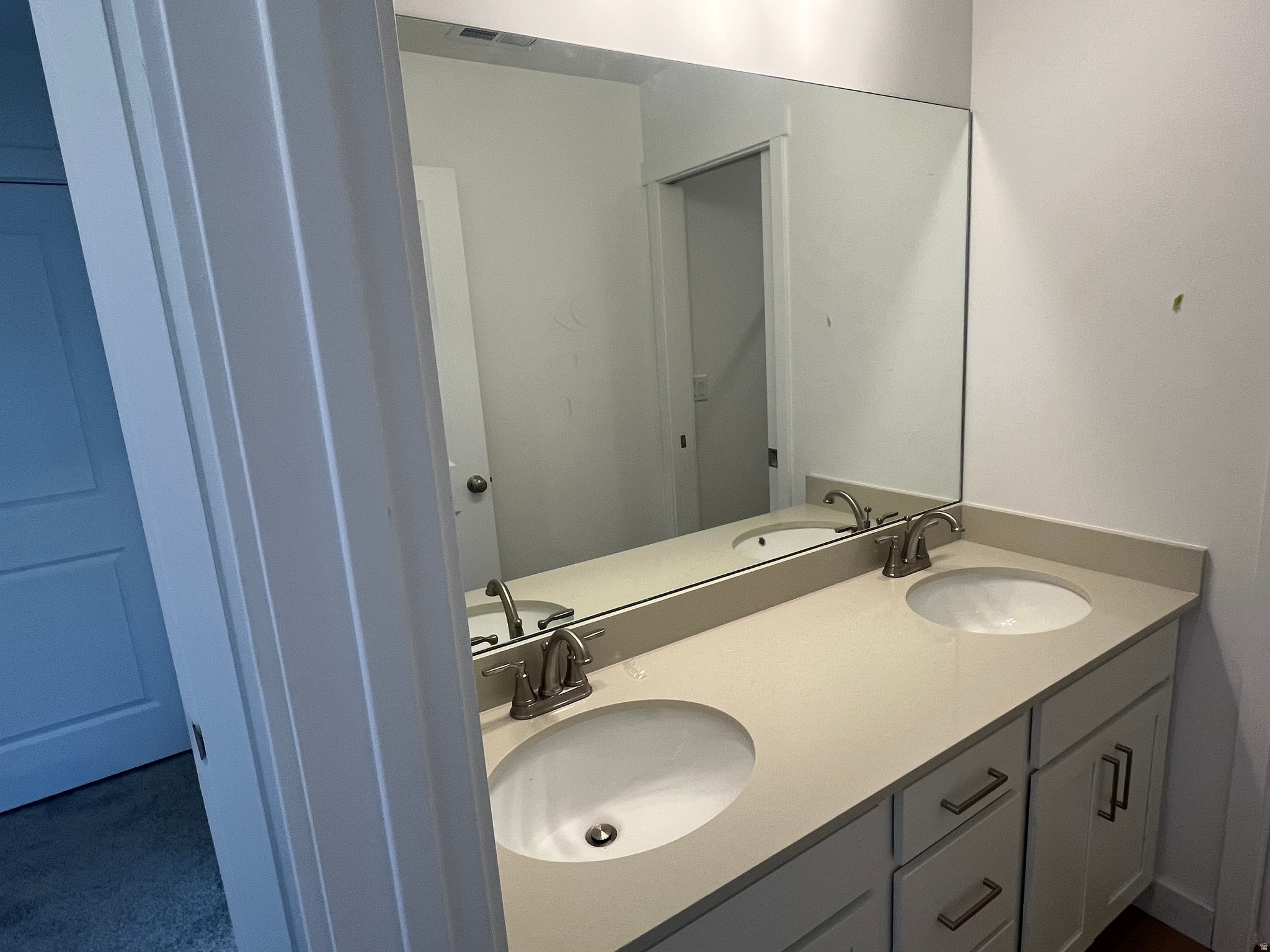 DAYBREAK - Residential