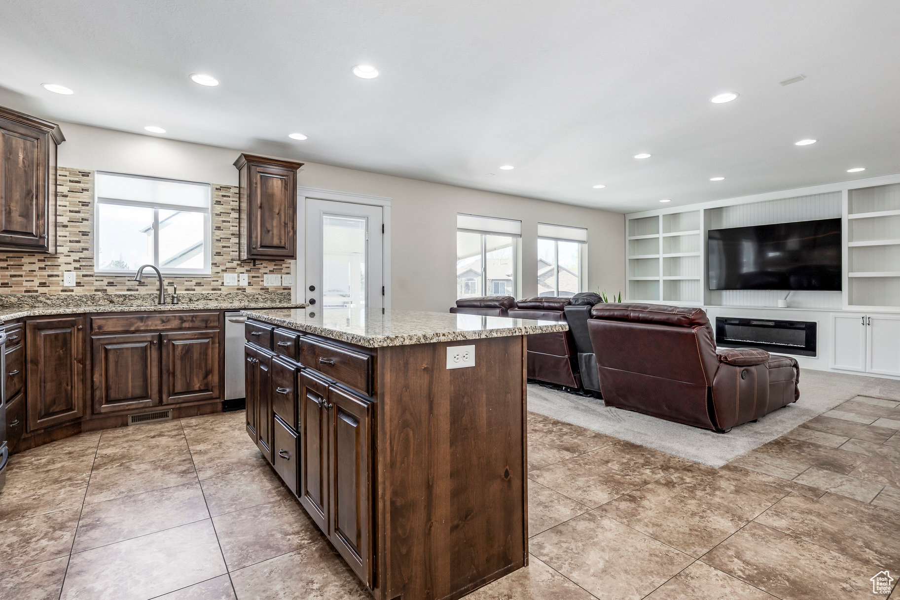 3439 W 5125, Roy, Utah image 20