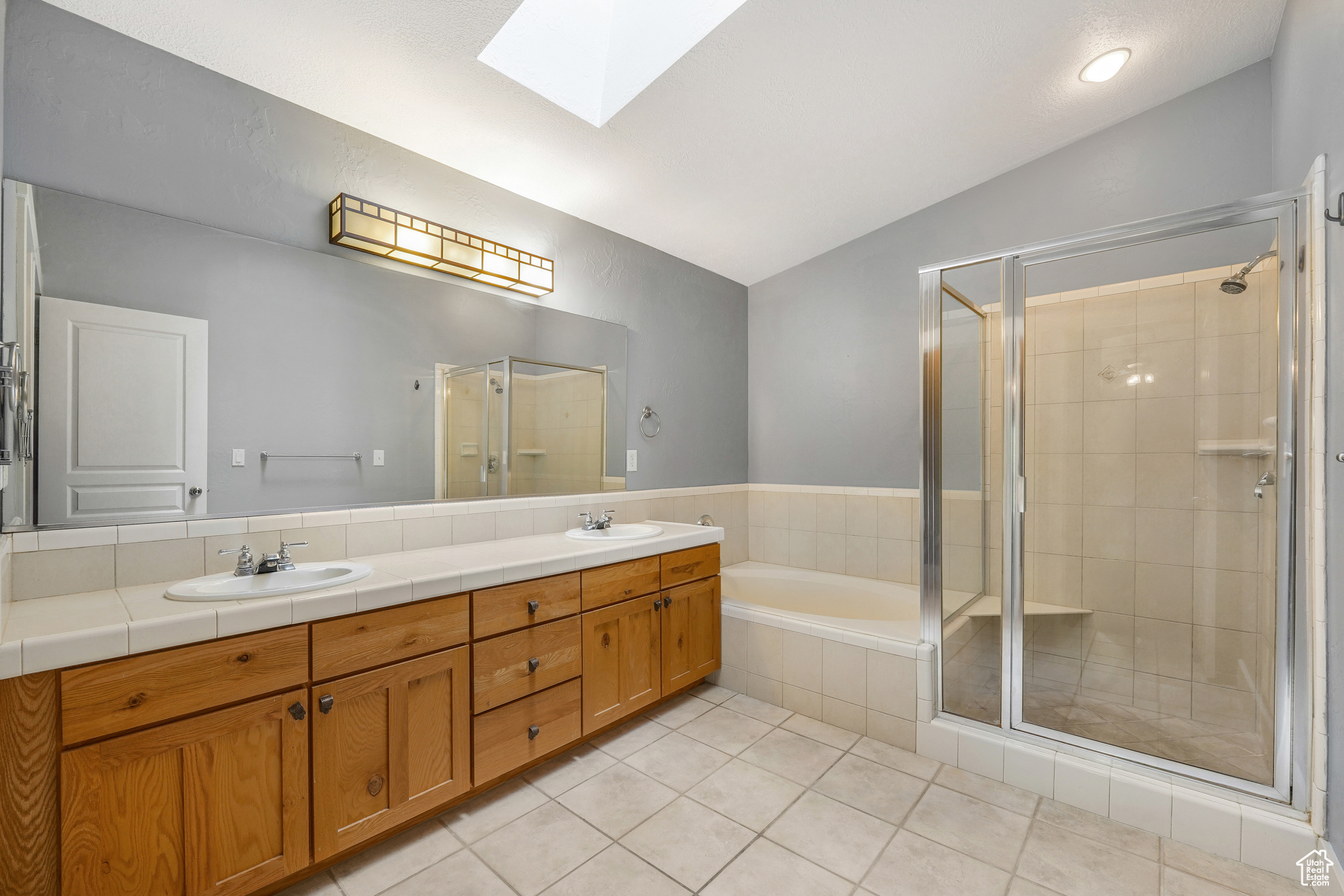 HIGHLAND SPRINGS - Residential