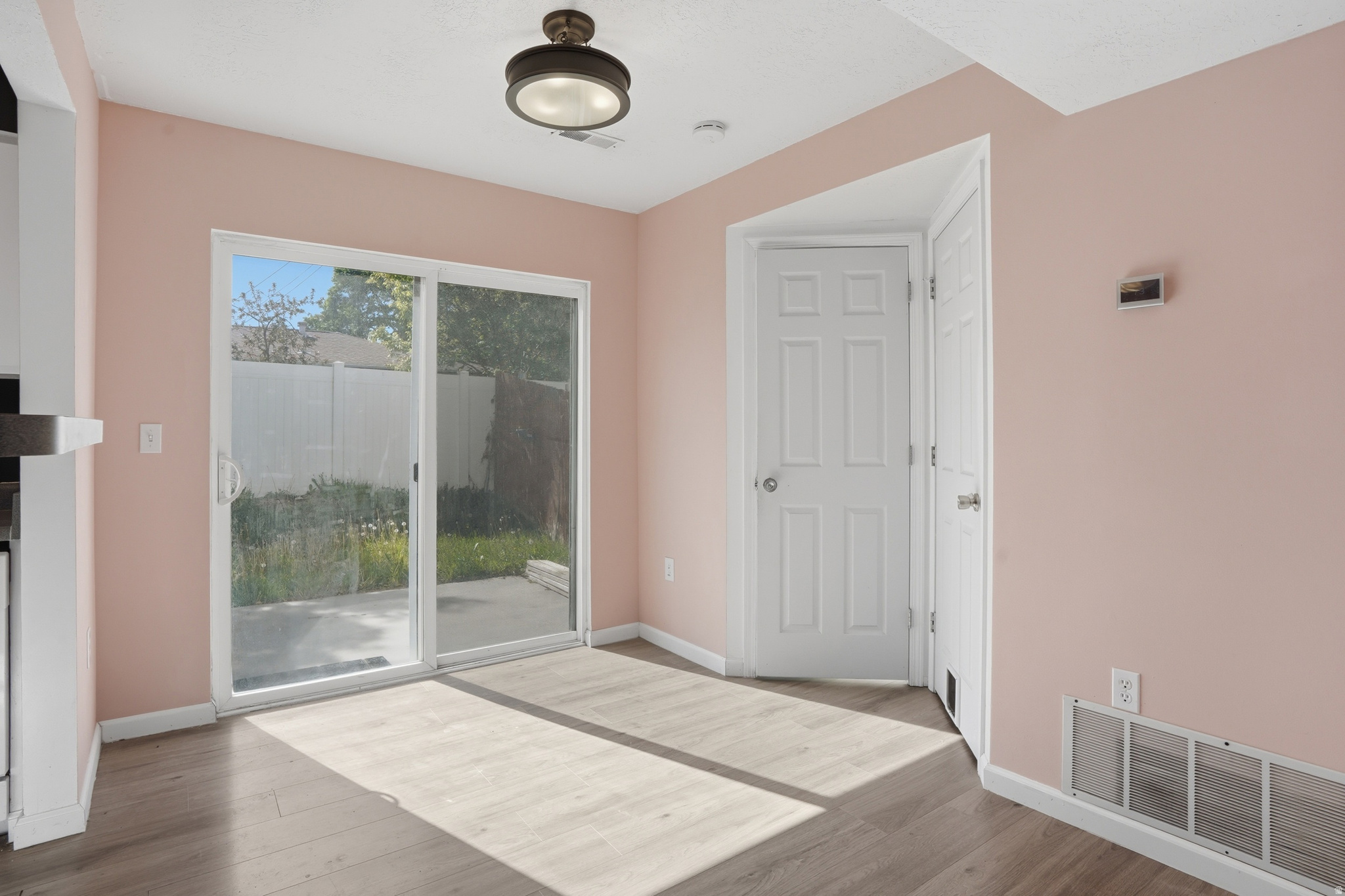 PLEASANT GRE - Residential