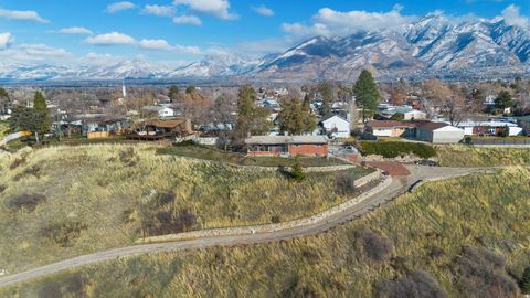 Tiny photo for 1325 E MILNE LN, Cottonwood Heights, UT 84047 (MLS # 2126447)