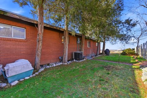 Tiny photo for 1325 E MILNE LN, Cottonwood Heights, UT 84047 (MLS # 2126447)