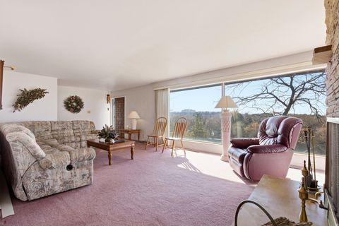 Tiny photo for 1325 E MILNE LN, Cottonwood Heights, UT 84047 (MLS # 2126447)