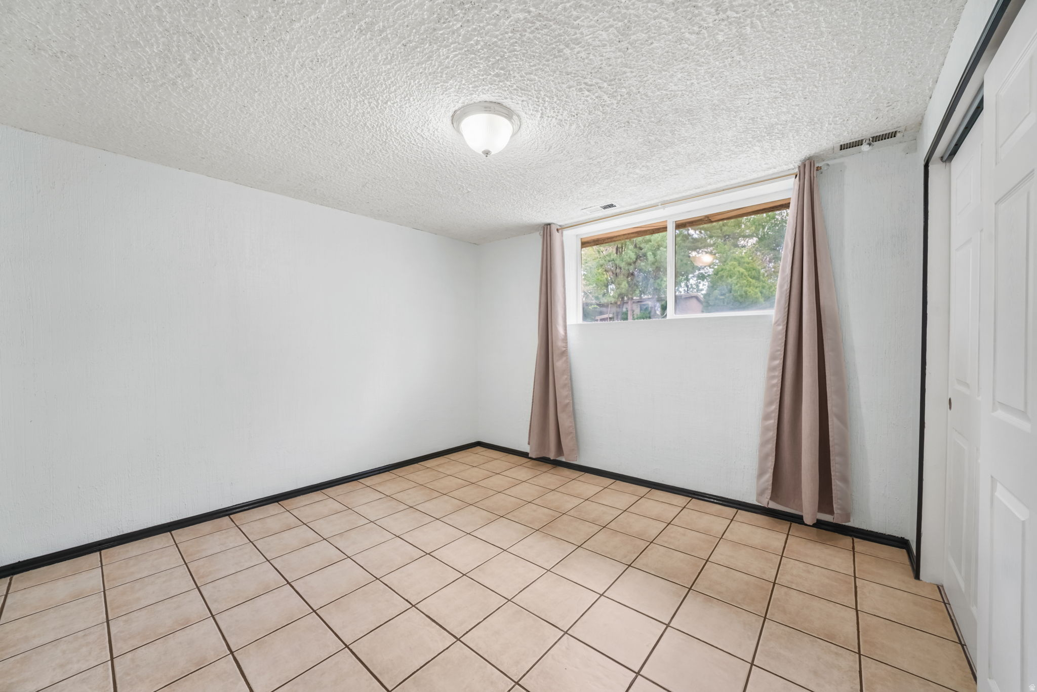 COLONY SOUTH - Residential