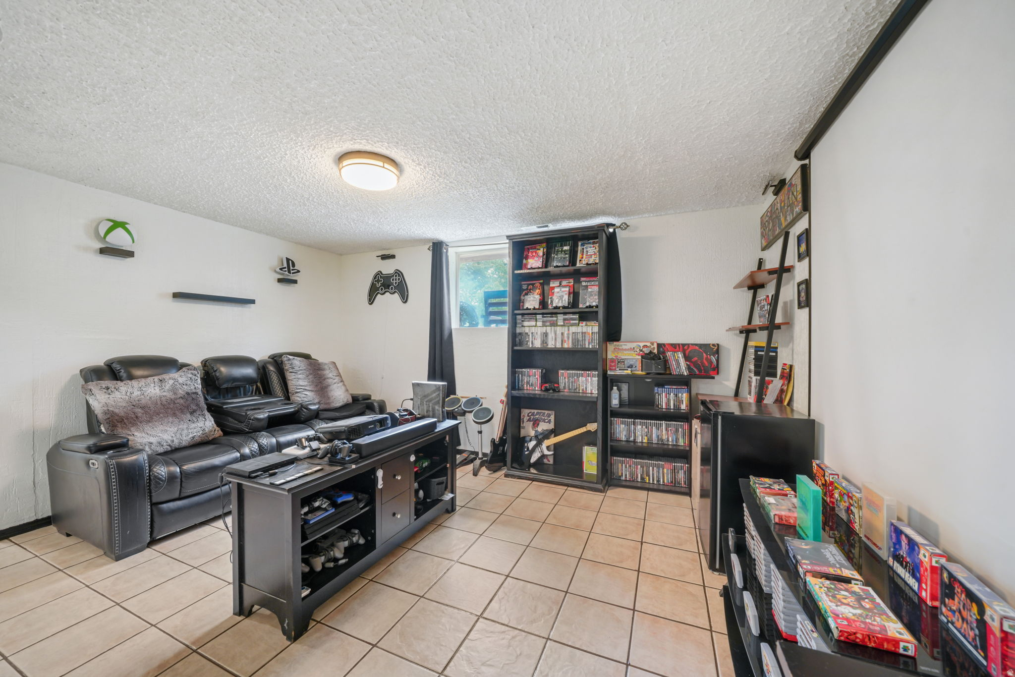 COLONY SOUTH - Residential