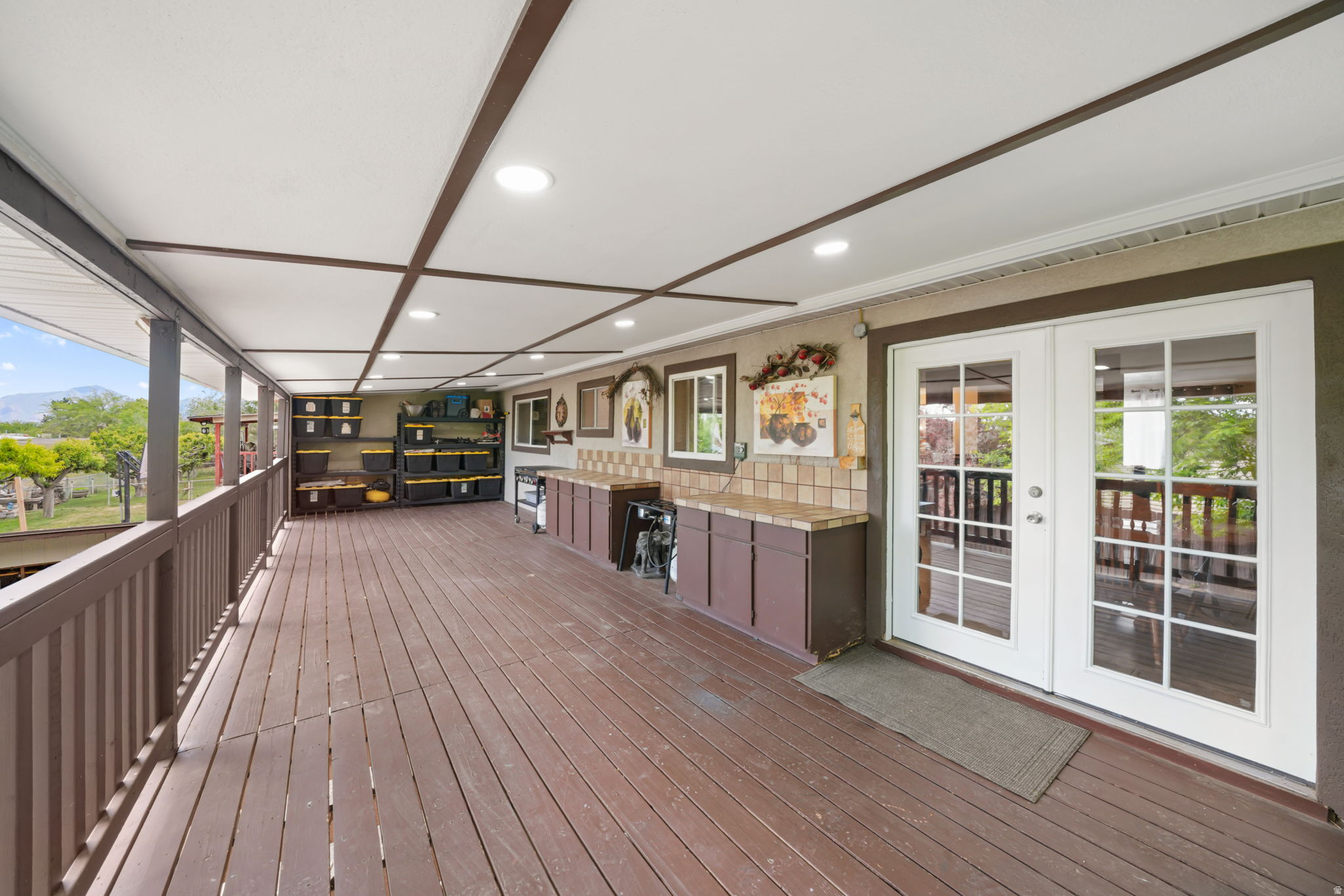COLONY SOUTH - Residential