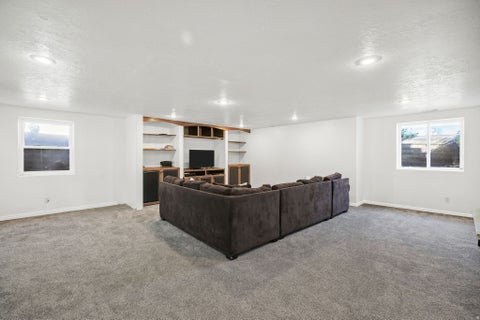 Tiny photo for 892 E 400 S, Smithfield, UT 84335 (MLS # 2153801)