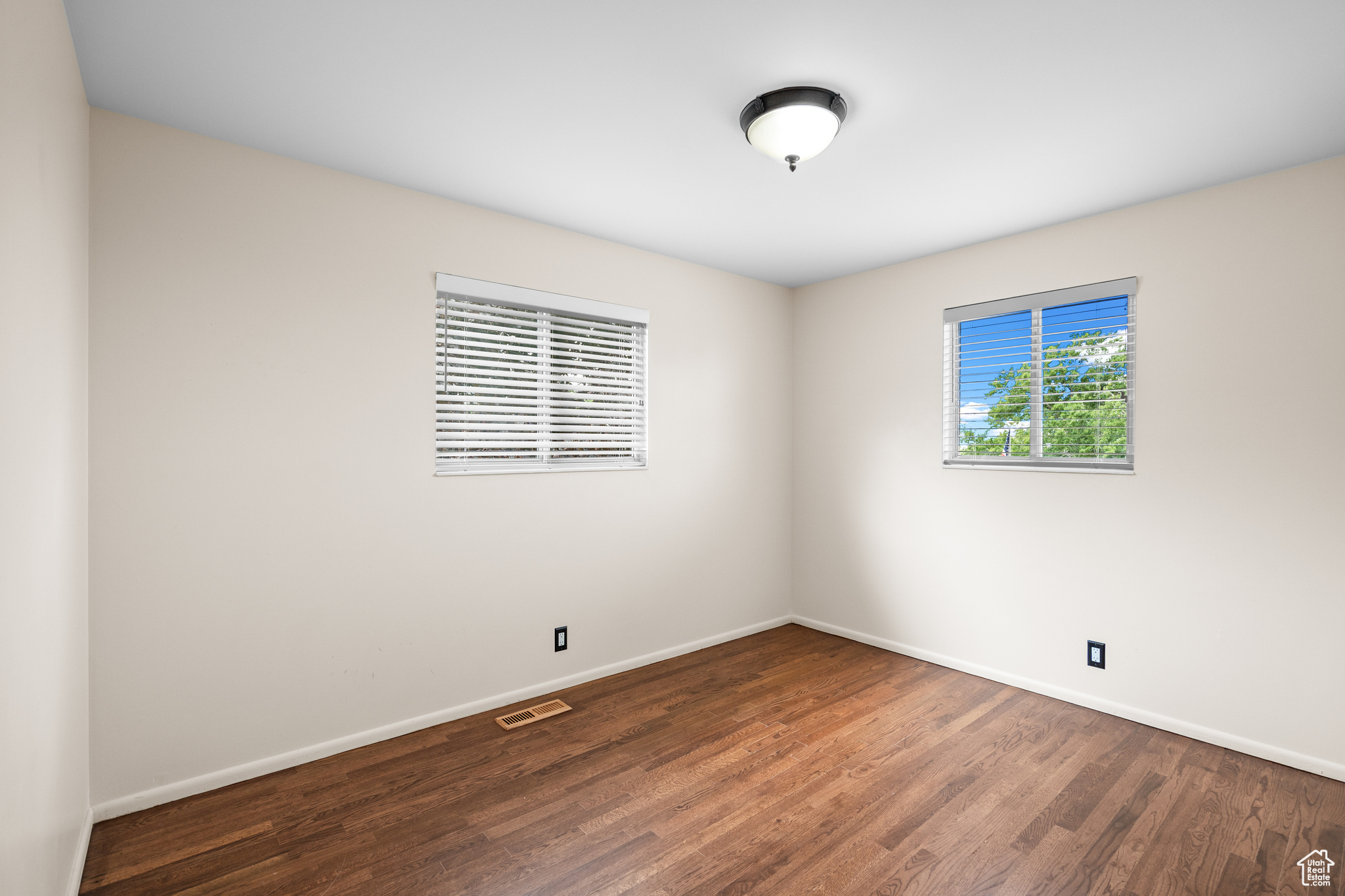 MILL CREEK HEIGHTS S - Residential